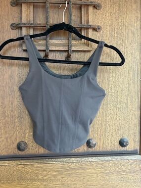 lululemon Charcoal  Crop Tank Top size 6